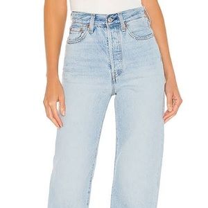 Levis High Waisted Straight Jeans